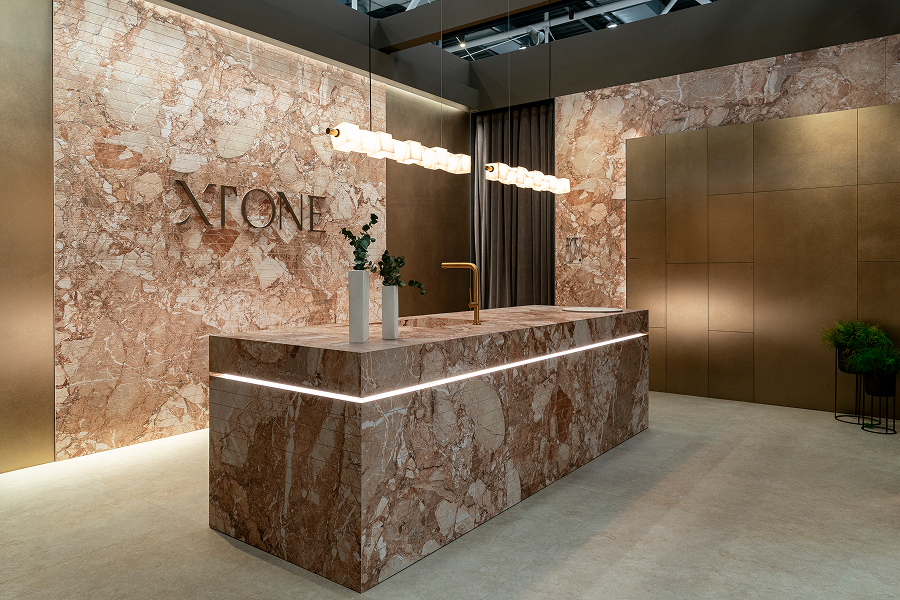 Espacio XTONE en el stand de Porcelanosa Grupo Espacio XTONE en el stand de Porcelanosa Grupo