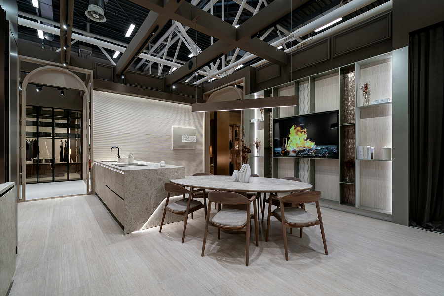 Cocina del stand de Porcelanosa Grupo en Cersaie 2026 Cocina del stand de Porcelanosa Grupo en Cersaie 2026